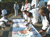 Banner signing